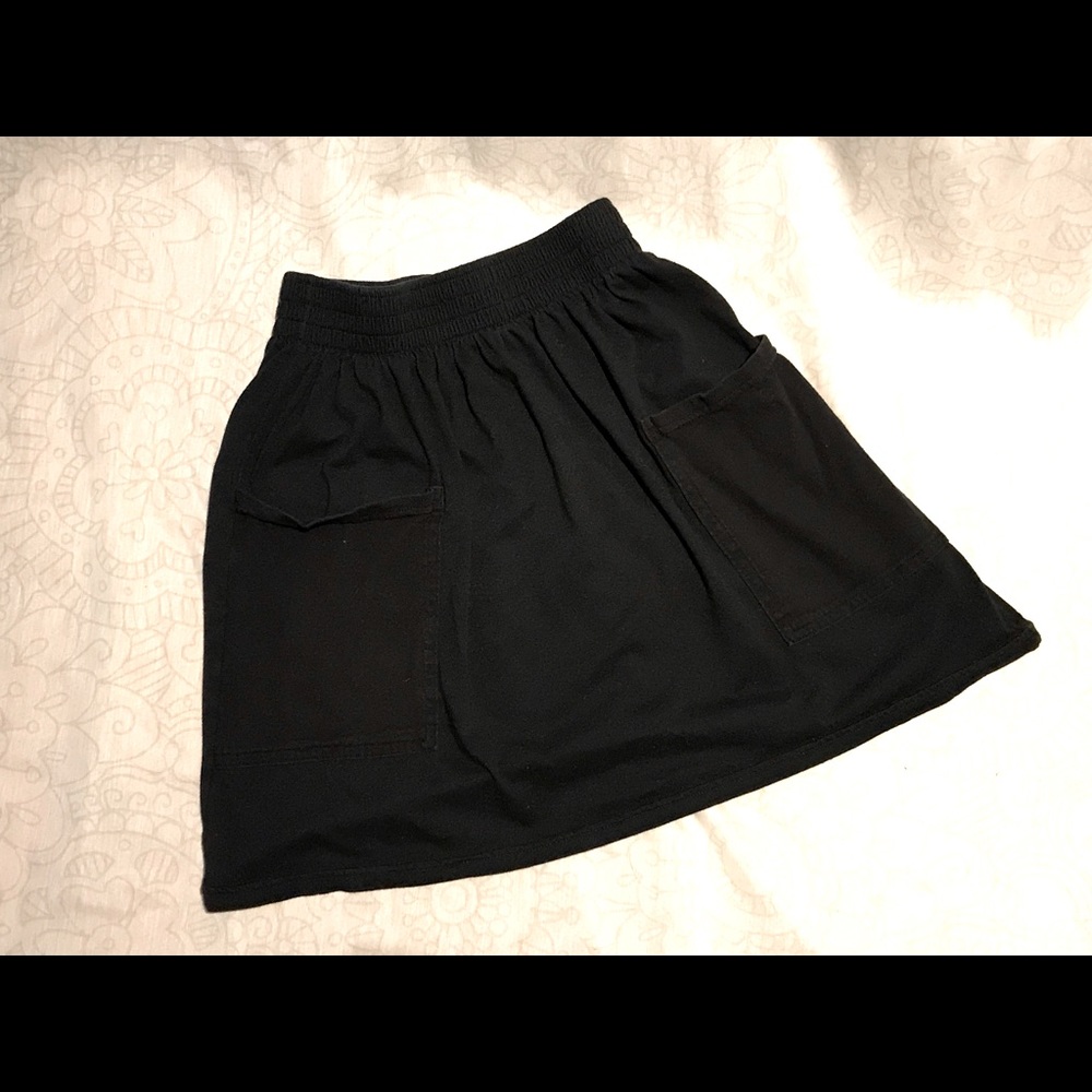 American Apparel skirt with pockets